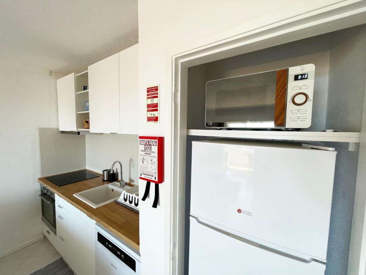 Panoramic Seaview - 2 Bedroom, Main Ave, 15 Min Walk Beach, Workspace Albufeira Bagian luar foto