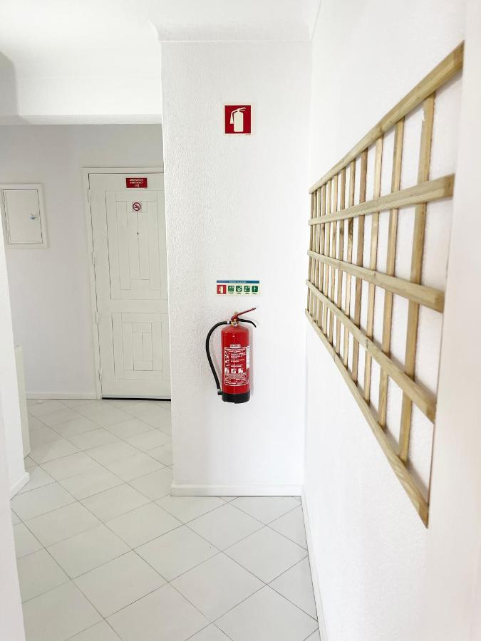 Panoramic Seaview - 2 Bedroom, Main Ave, 15 Min Walk Beach, Workspace Albufeira Bagian luar foto
