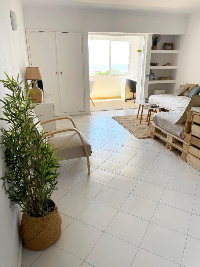 Panoramic Seaview - 2 Bedroom, Main Ave, 15 Min Walk Beach, Workspace Albufeira Bagian luar foto